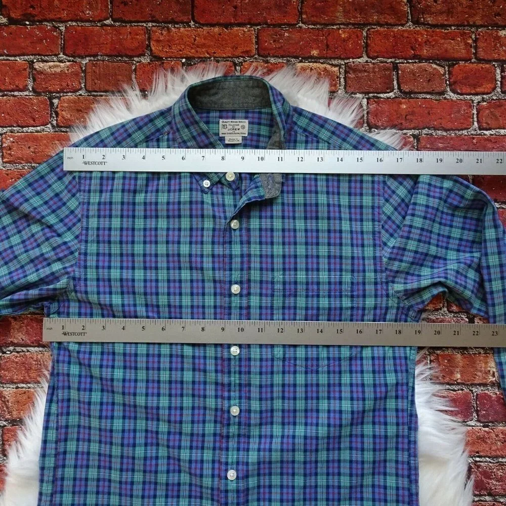 J. Crew Men's Button Down Shirt Top Long Sleeves Green Blue Multicolor Plaid S